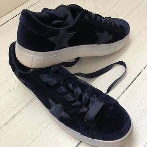 Velvet Platform Sneakers - Navy Size 9